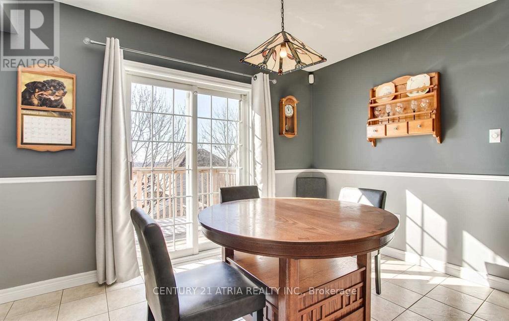 Main - 1454 Clearbrook Drive, Oshawa, Ontario  L1K 2N7 - Photo 4 - E12453705