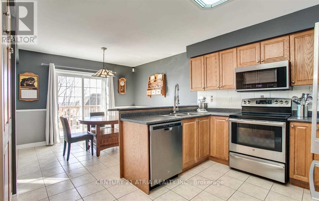 Main - 1454 Clearbrook Drive, Oshawa, Ontario  L1K 2N7 - Photo 5 - E12453705