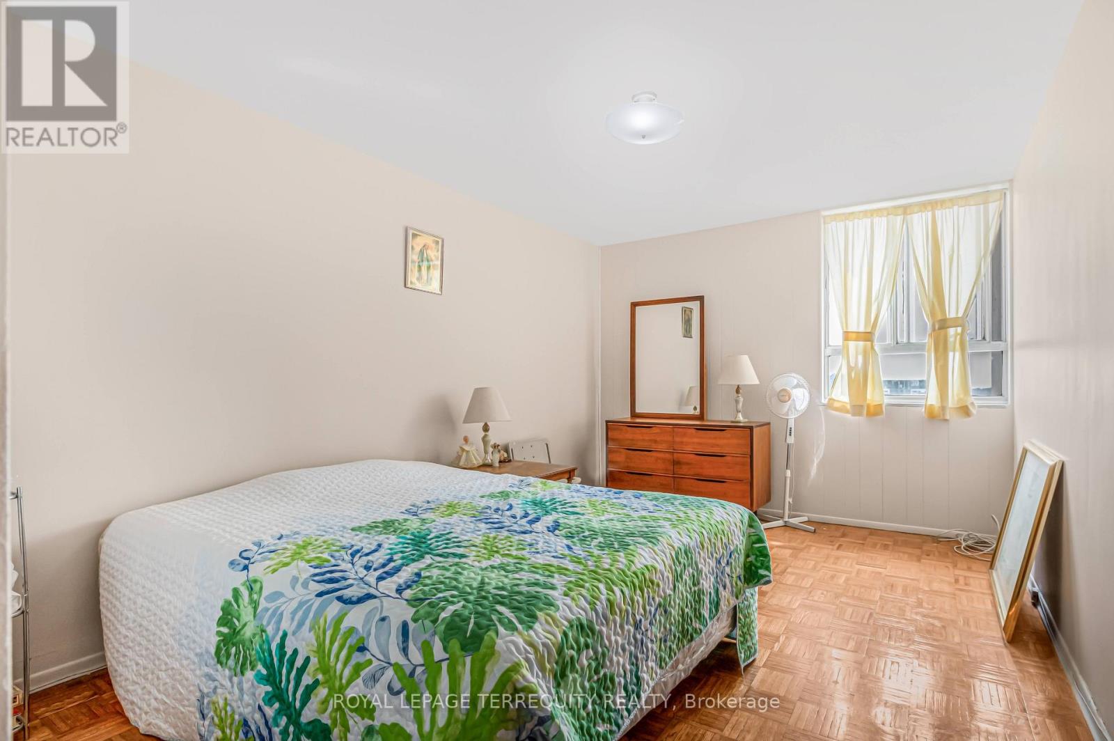 2807 - 5 Massey Square, Toronto (Crescent Town), Ontario  M4C 5L6 - Photo 11 - E12453789