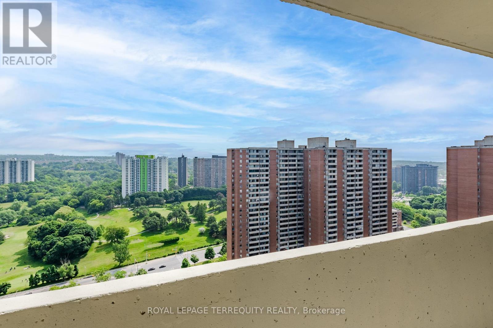 2807 - 5 Massey Square, Toronto (Crescent Town), Ontario  M4C 5L6 - Photo 16 - E12453789