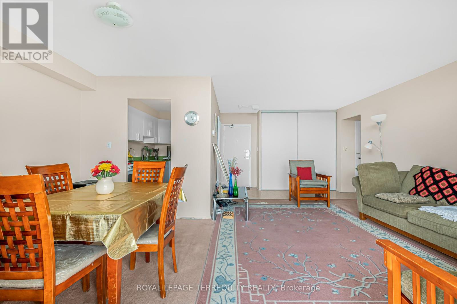 2807 - 5 Massey Square, Toronto (Crescent Town), Ontario  M4C 5L6 - Photo 7 - E12453789
