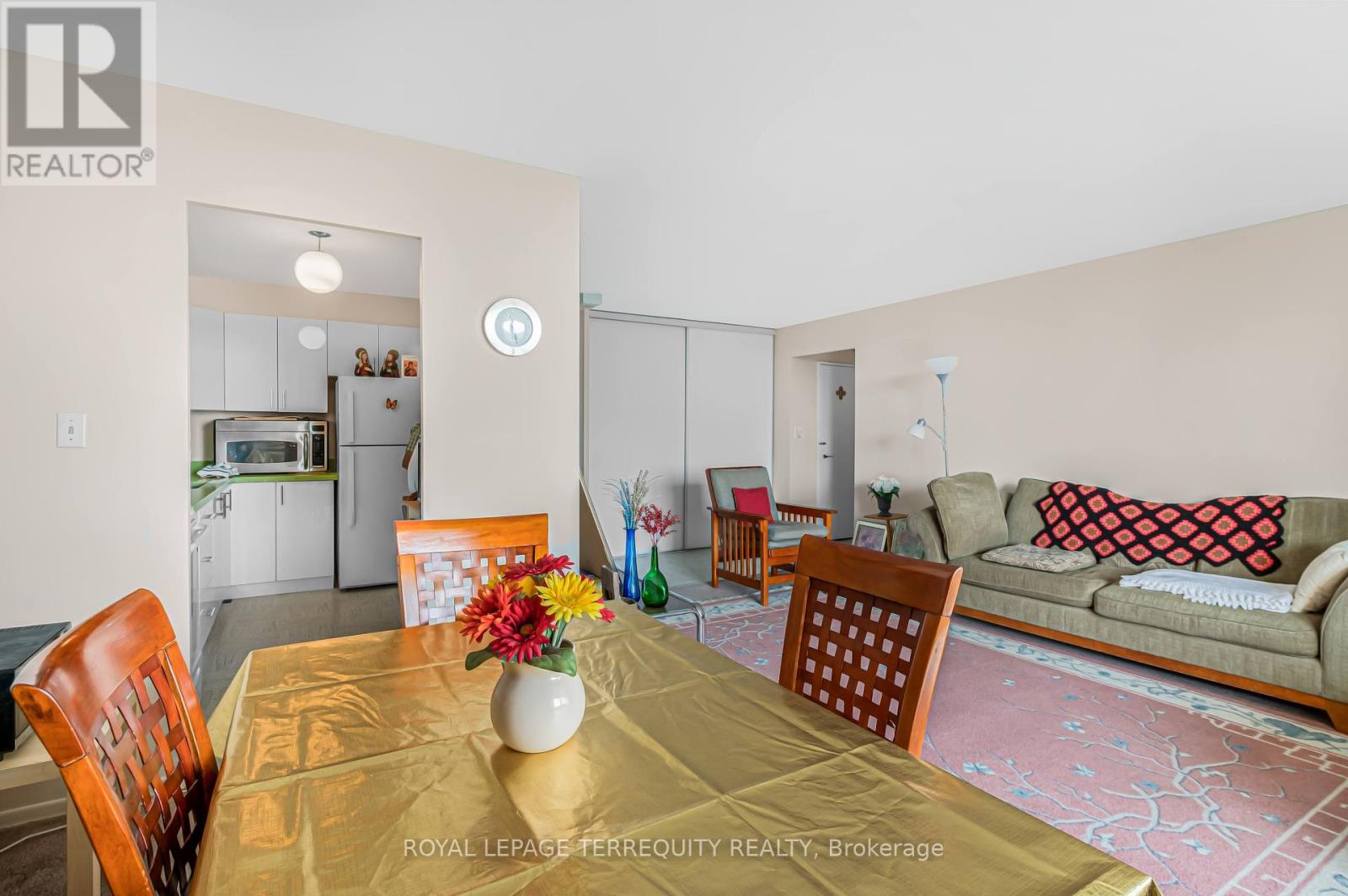 2807 - 5 Massey Square, Toronto (Crescent Town), Ontario  M4C 5L6 - Photo 8 - E12453789