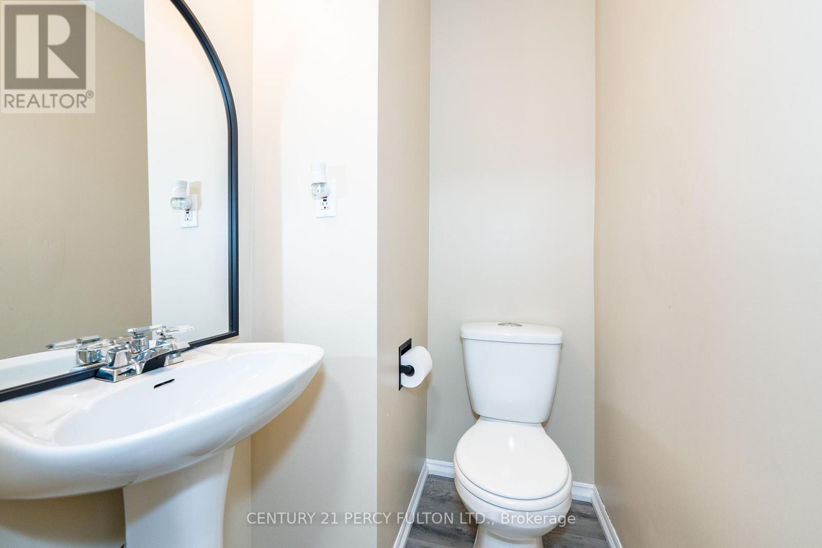 66 Twynn Rivers Drive, Pickering (Rougemount), Ontario  L1V 6L1 - Photo 13 - E12453822
