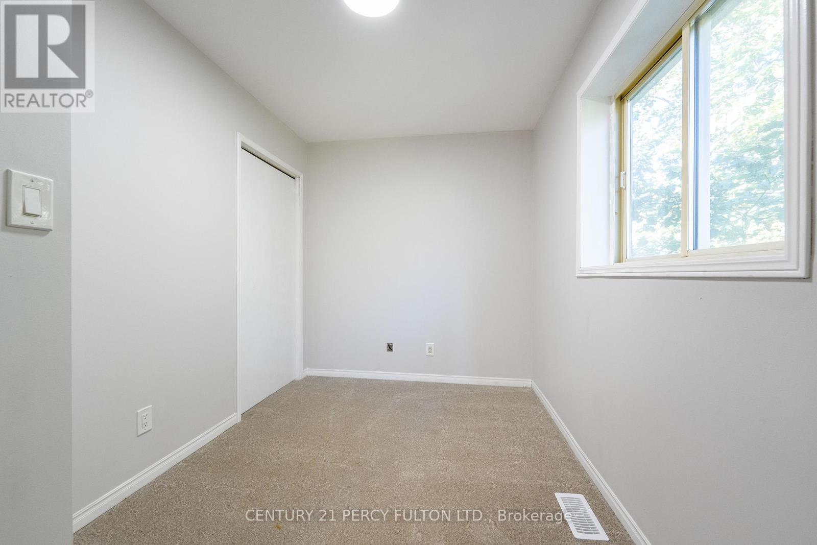 66 Twynn Rivers Drive, Pickering (Rougemount), Ontario  L1V 6L1 - Photo 25 - E12453822