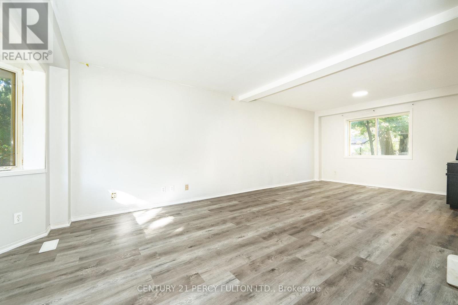 66 Twynn Rivers Drive, Pickering (Rougemount), Ontario  L1V 6L1 - Photo 4 - E12453822