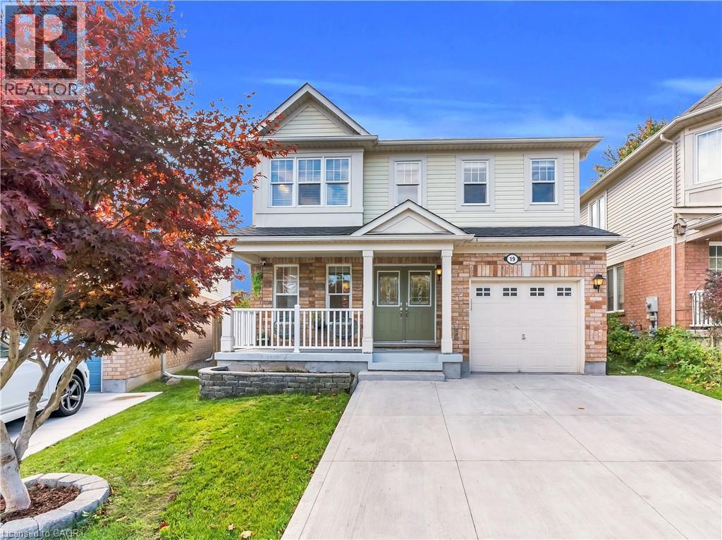19 Coulthard Boulevard, Cambridge, Ontario  N1T 2E7 - Photo 1 - 40777810