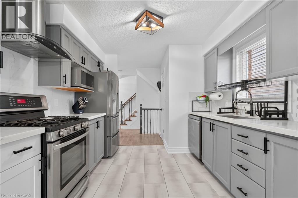 19 Marl Meadow Drive, Kitchener, Ontario  N2R 1L1 - Photo 10 - 40772663