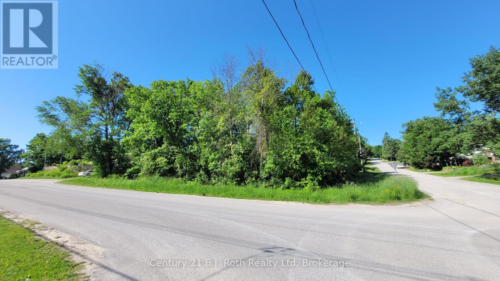 401 Mcnicoll Street, Tay (Port Mcnicoll), Ontario  L0K 1R0 - Photo 10 - S12453927