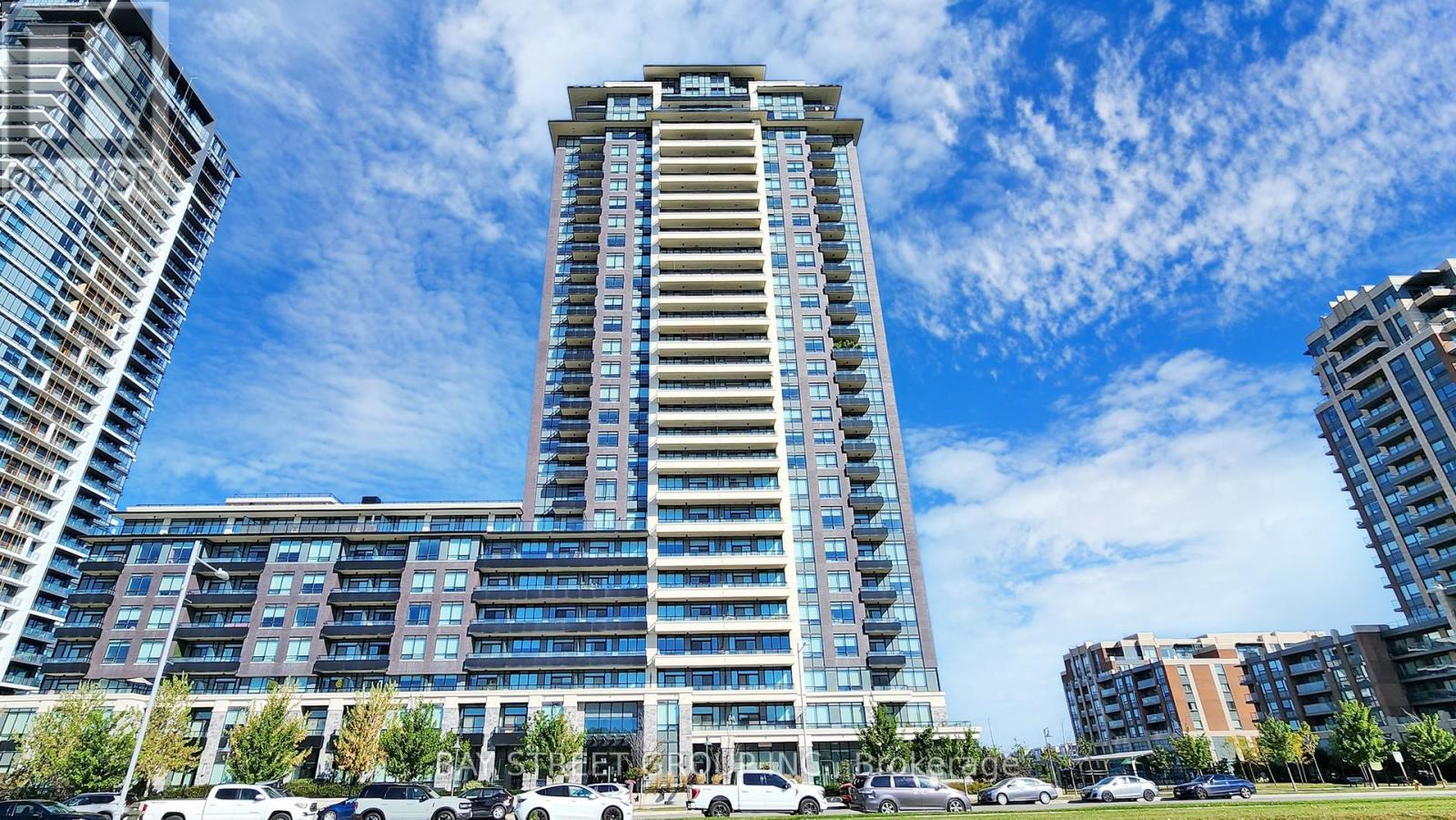 111 - 15 Water Walk Drive, Markham (Unionville), Ontario  L6G 0G2 - Photo 1 - N12453634