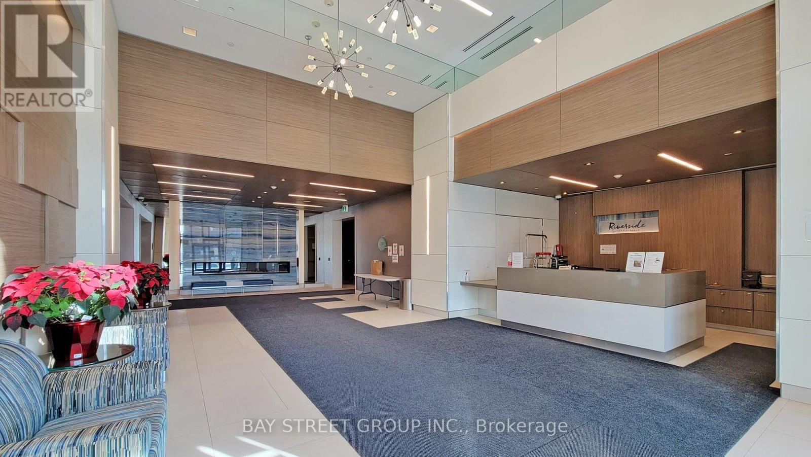 111 - 15 Water Walk Drive, Markham (Unionville), Ontario  L6G 0G2 - Photo 2 - N12453634