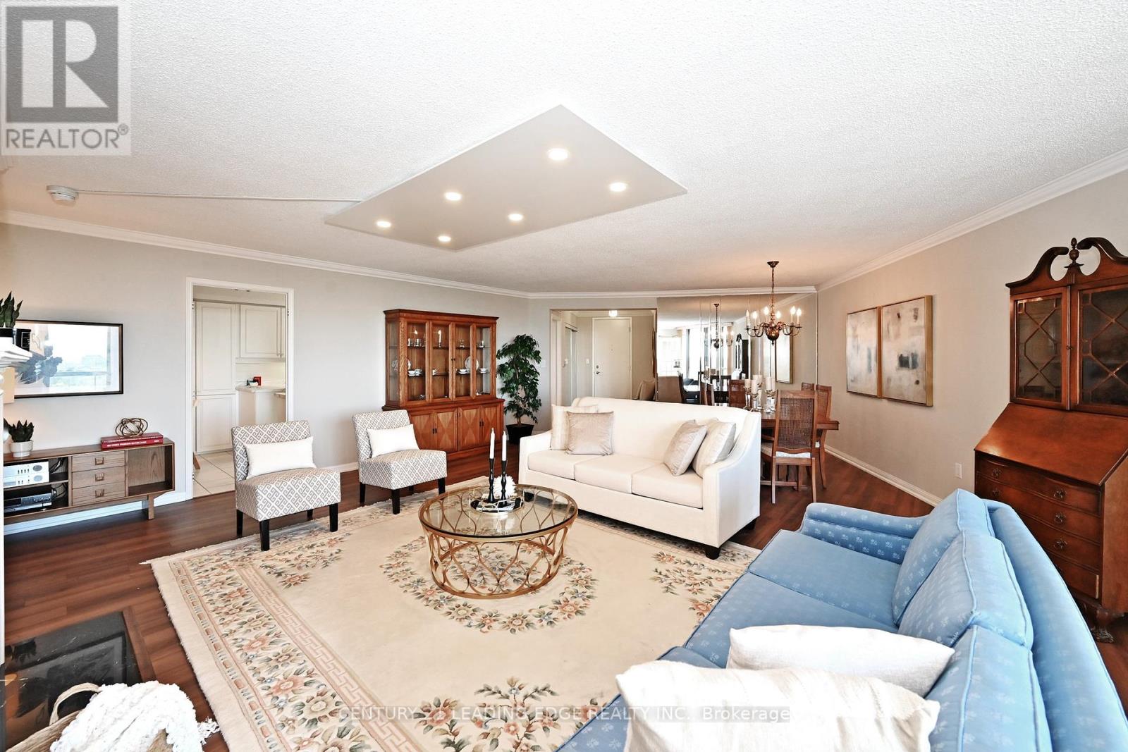 1212 - 610 Bullock Drive, Markham (Markville), Ontario  L3R 0G1 - Photo 15 - N12453641