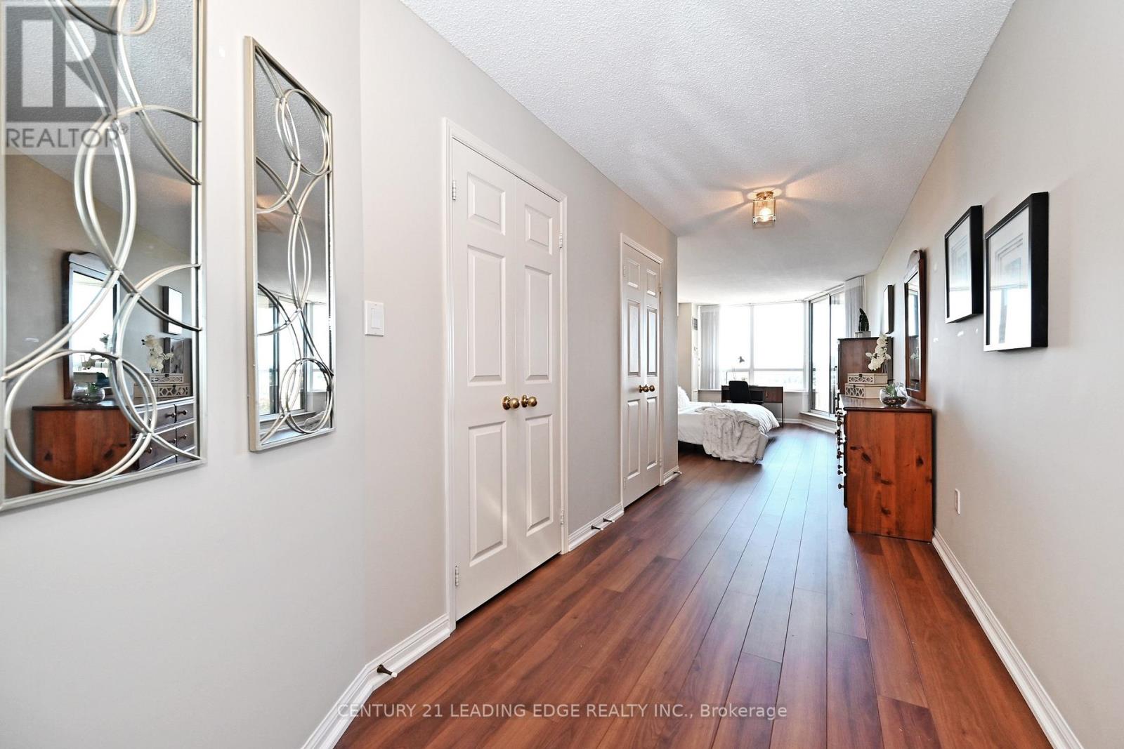 1212 - 610 Bullock Drive, Markham (Markville), Ontario  L3R 0G1 - Photo 29 - N12453641