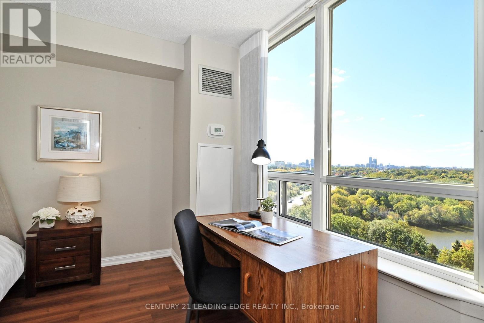 1212 - 610 Bullock Drive, Markham (Markville), Ontario  L3R 0G1 - Photo 32 - N12453641