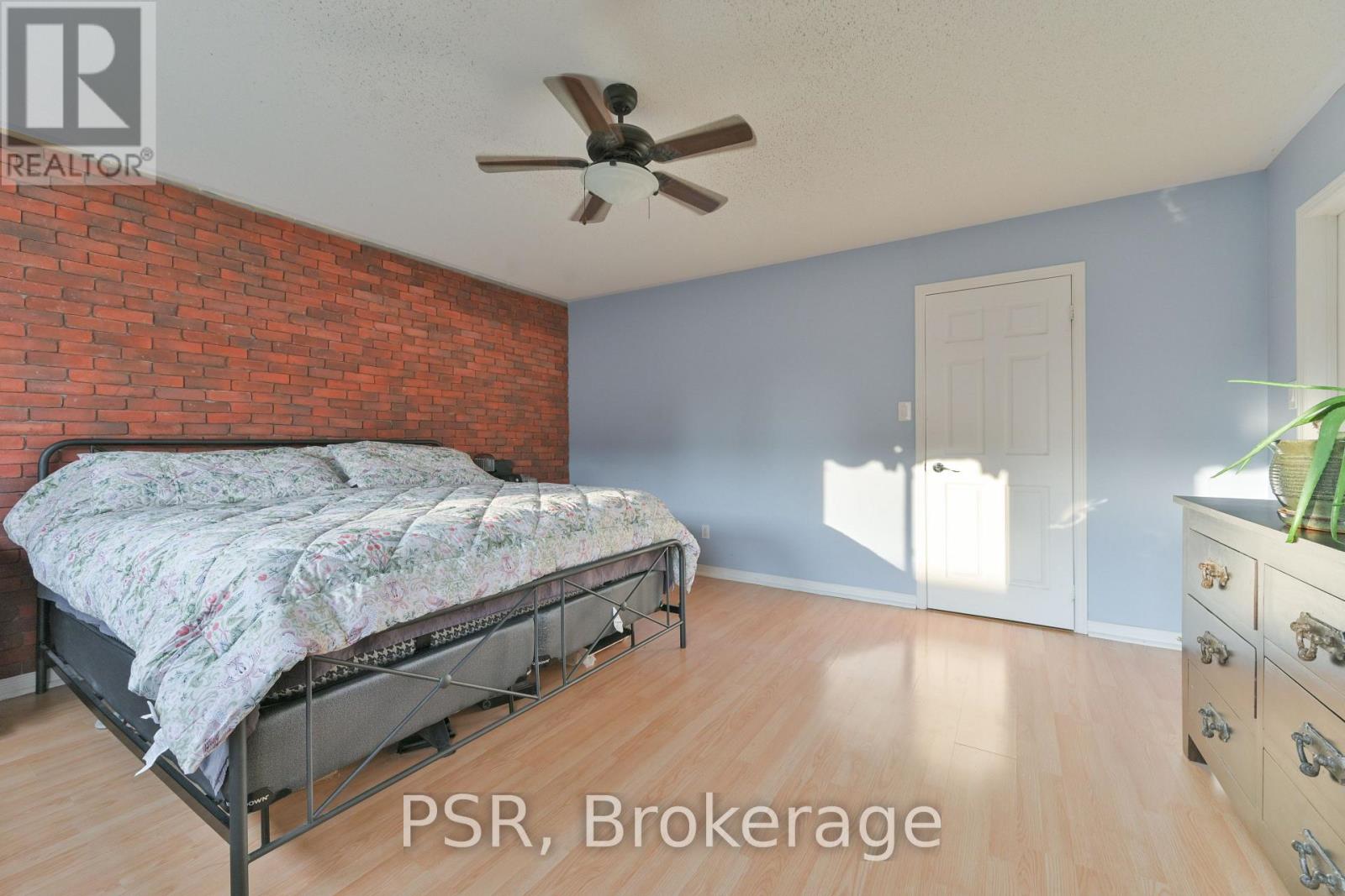 35 Arundel Drive, Vaughan, Ontario  L4H 2E6 - Photo 19 - N12453719