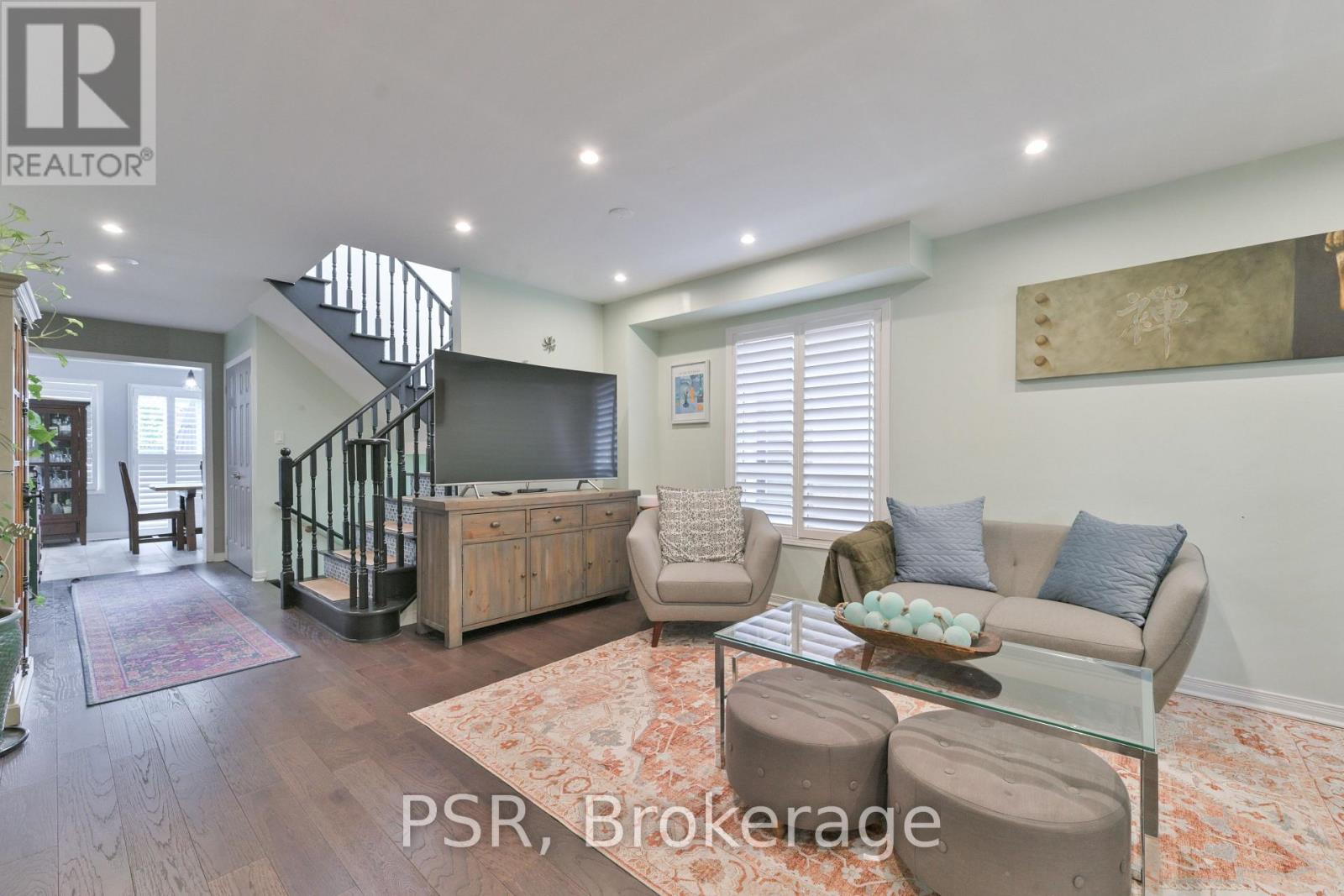 35 Arundel Drive, Vaughan, Ontario  L4H 2E6 - Photo 6 - N12453719