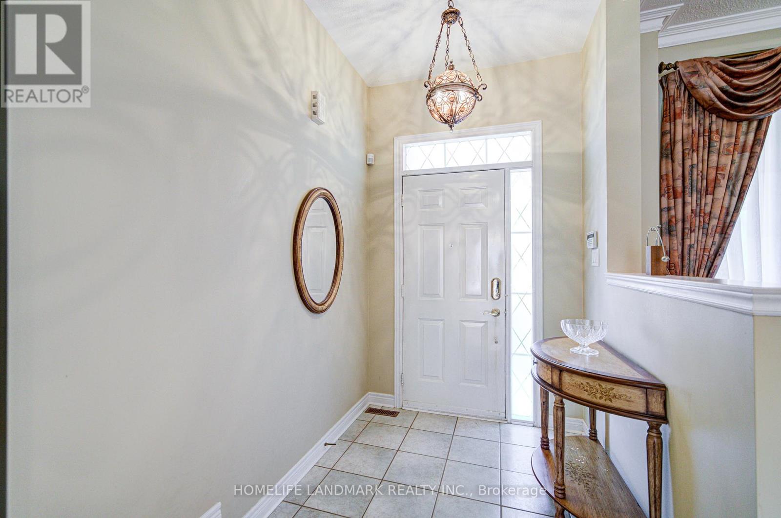 189 Silver Linden Drive, Richmond Hill (Langstaff), Ontario  L4B 4G6 - Photo 5 - N12453722