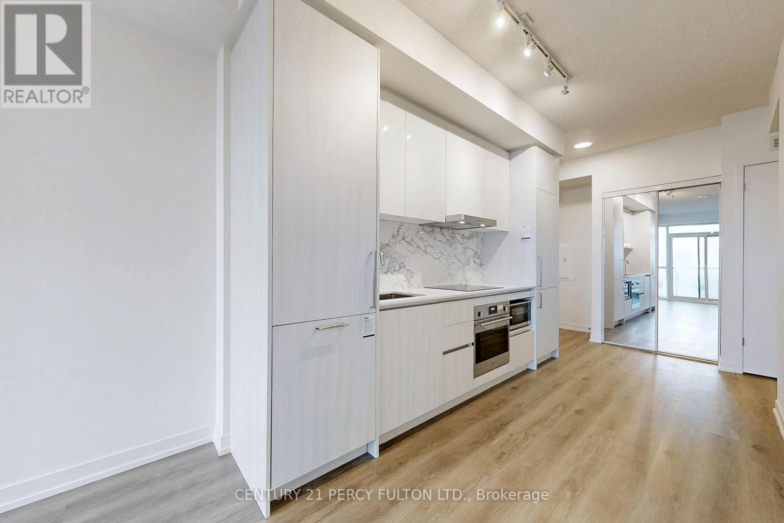 2108 - 225 Commerce Street, Vaughan, Ontario  L4K 0P9 - Photo 14 - N12453751