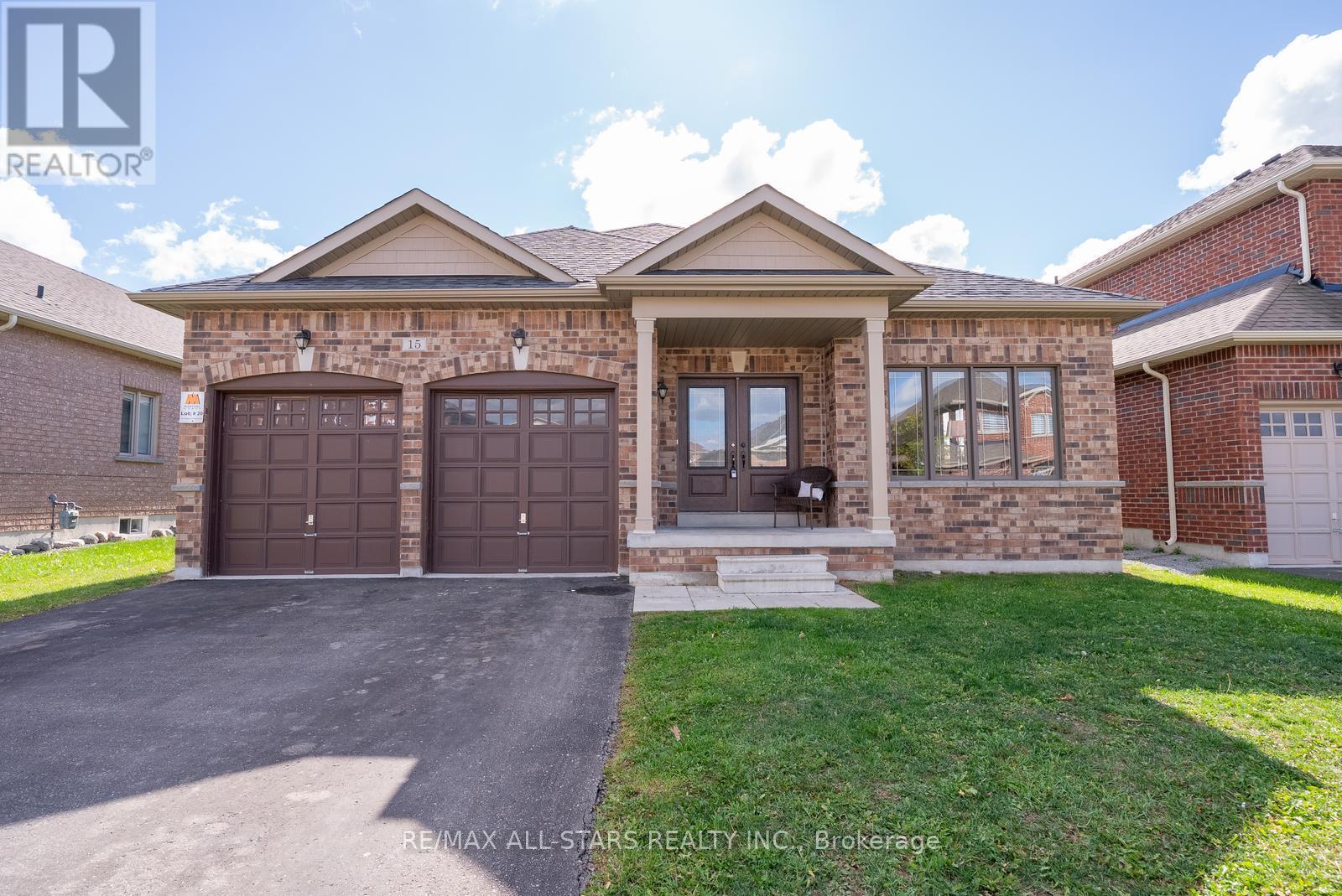 15 Pollock Avenue, Brock (Beaverton), Ontario  L0K 1A0 - Photo 1 - N12453753