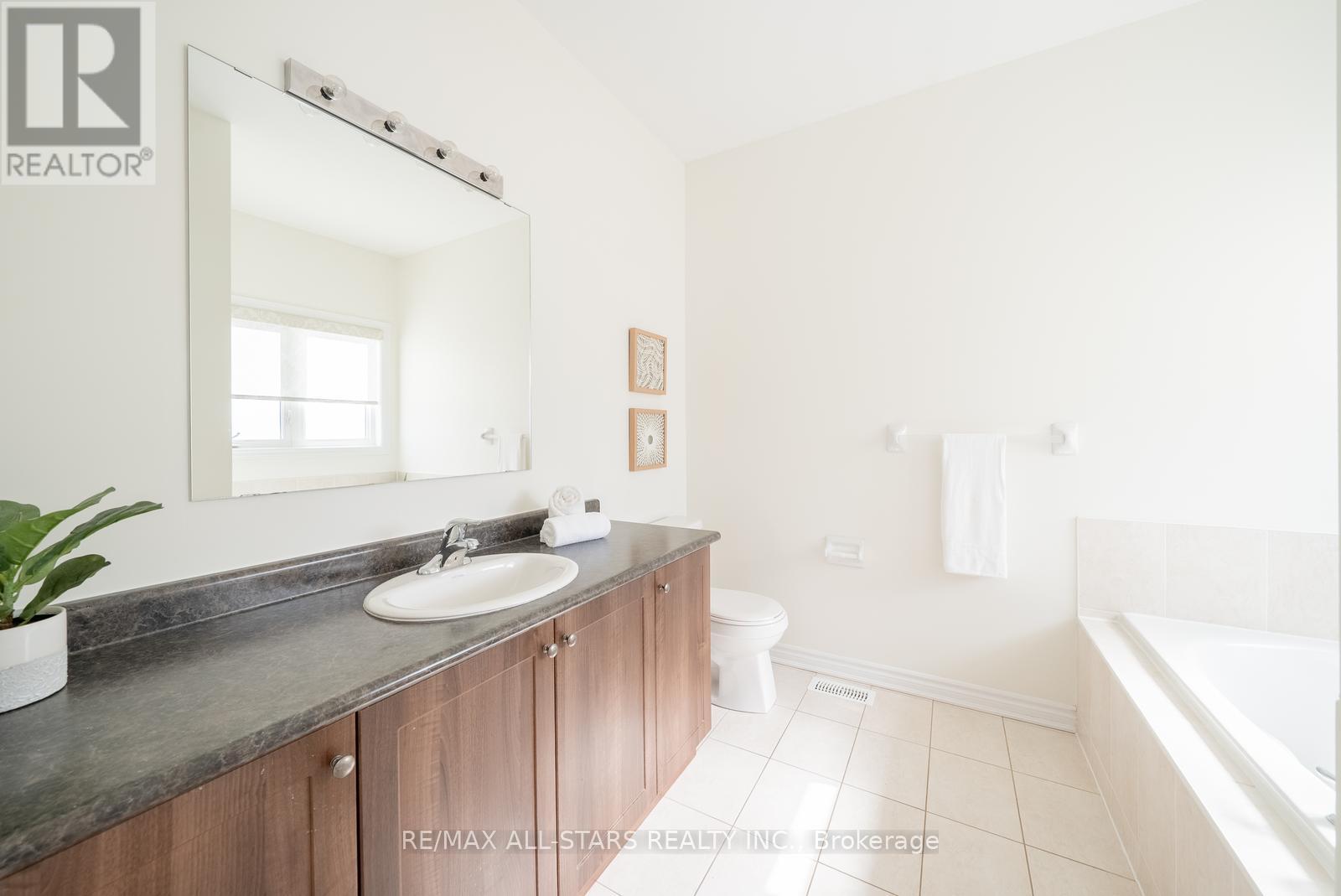 15 Pollock Avenue, Brock (Beaverton), Ontario  L0K 1A0 - Photo 35 - N12453753