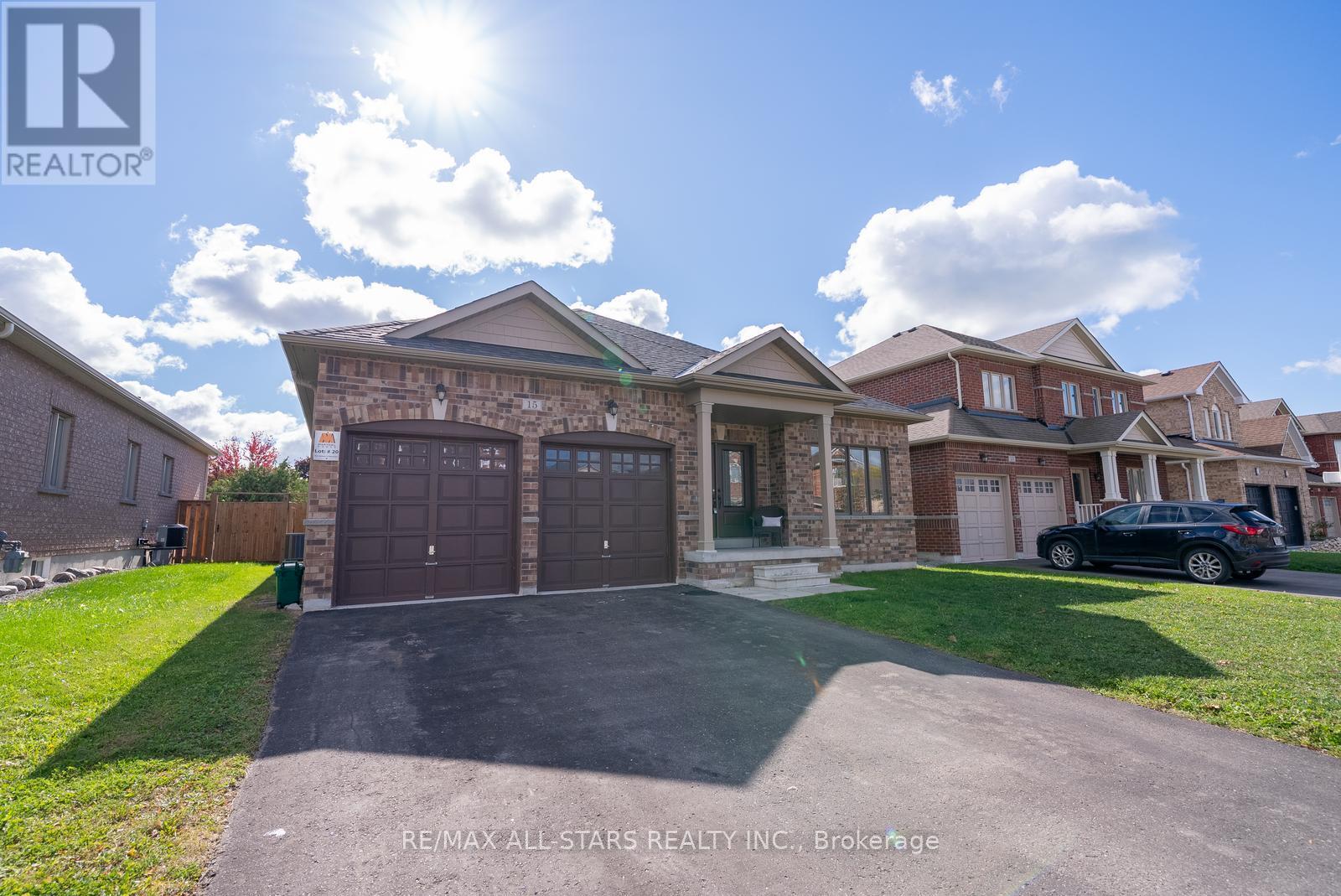 15 Pollock Avenue, Brock (Beaverton), Ontario  L0K 1A0 - Photo 4 - N12453753