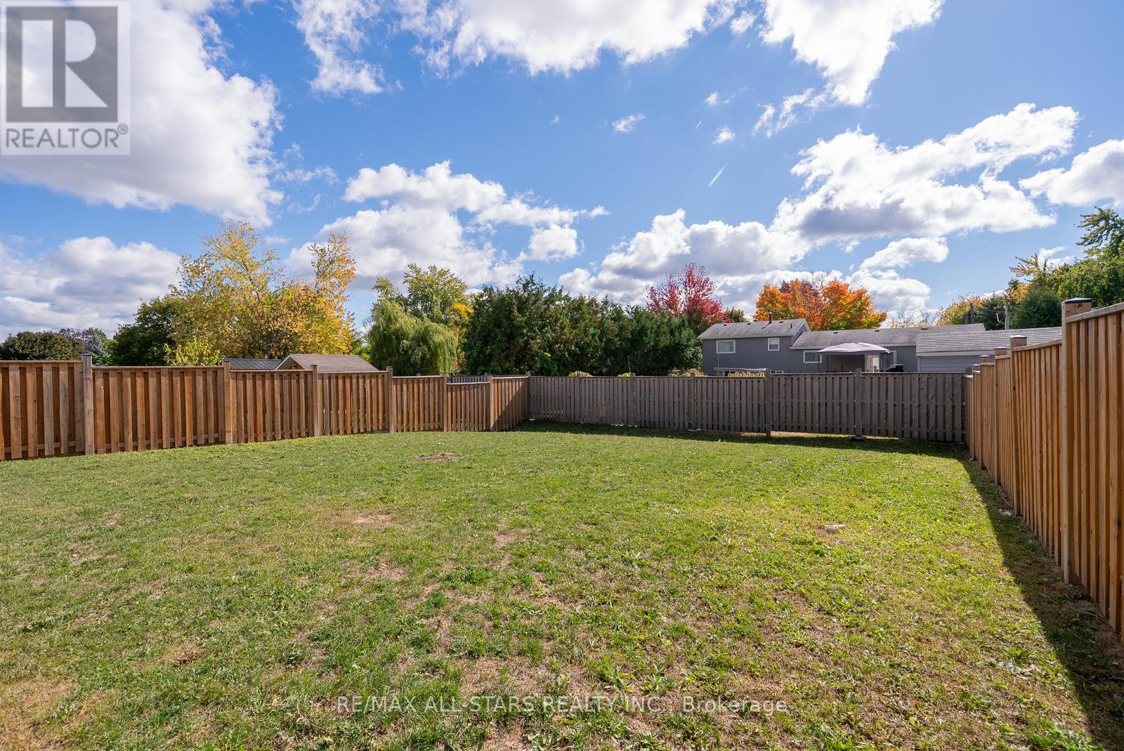 15 Pollock Avenue, Brock (Beaverton), Ontario  L0K 1A0 - Photo 42 - N12453753