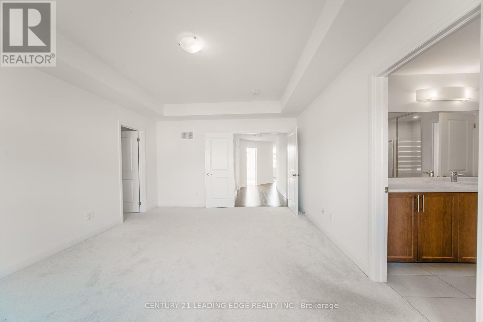 21 Marlene Johnston Drive, East Gwillimbury, Ontario  L9N 0W7 - Photo 37 - N12453764
