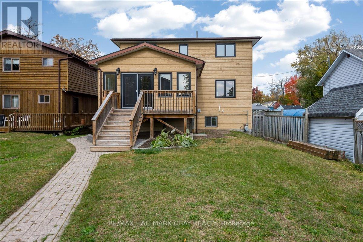 1063 Wood Street, Innisfil, Ontario  L0L 1K0 - Photo 27 - N12453775