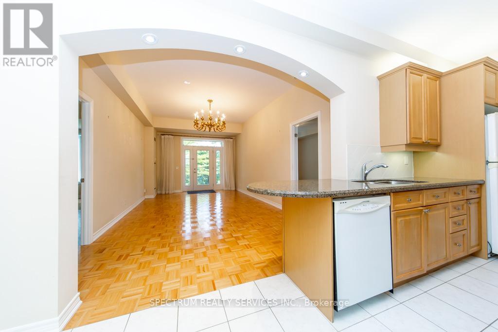 6 - 9519 Keele Street, Vaughan, Ontario  L4K 4L8 - Photo 8 - N12453806