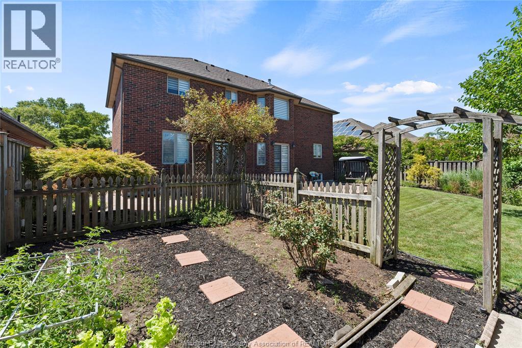 446 Mountbatten Crescent, Windsor, Ontario  N8P 1W4 - Photo 43 - 25018804
