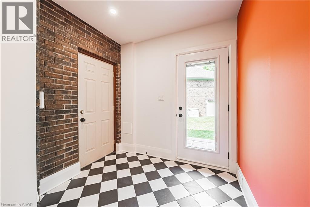 128 Bunker Hill Drive, Hamilton, Ontario  L8K 5X5 - Photo 35 - 40741953