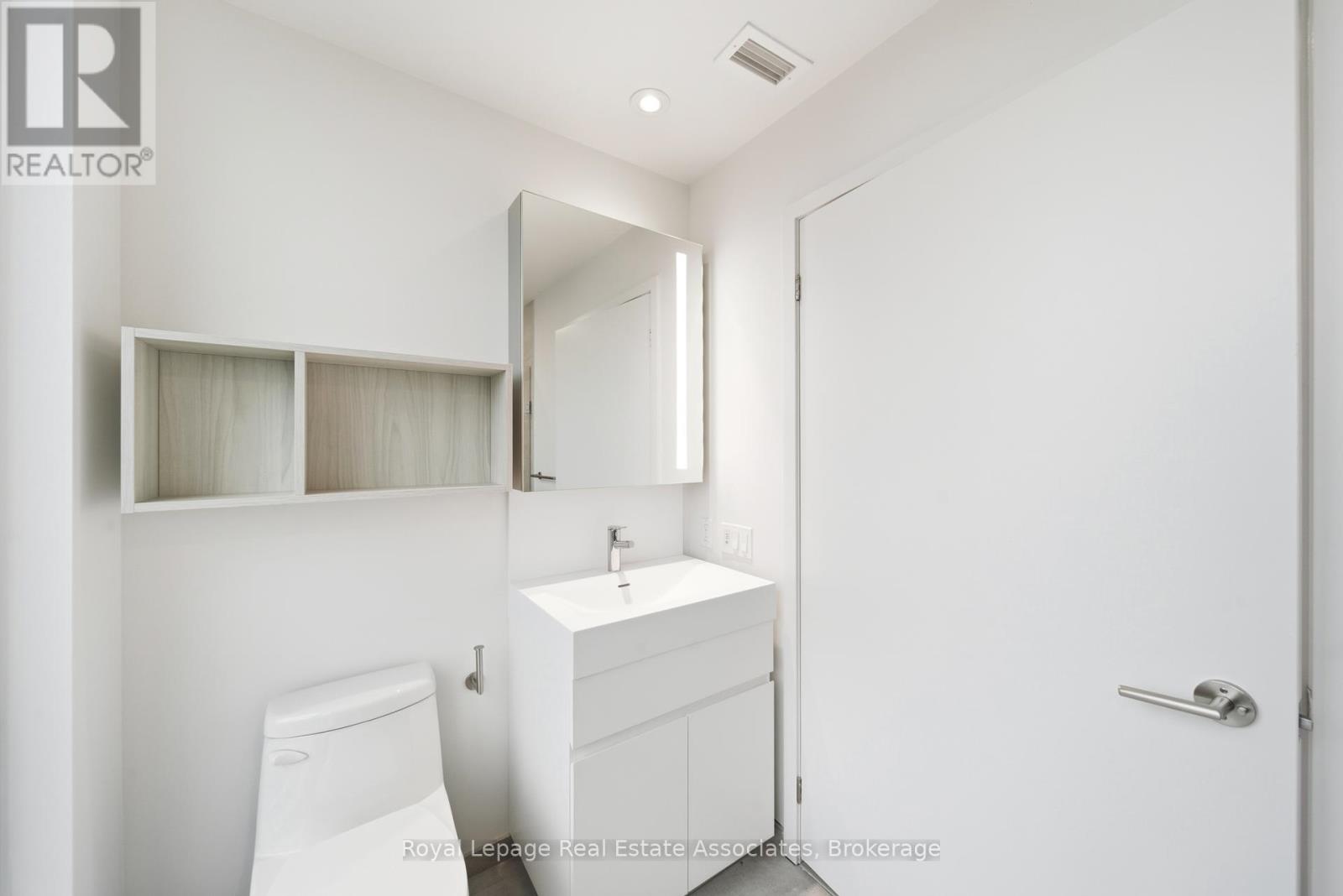 1005 - 39 Mary St Street, Barrie, Ontario  L4N 1S9 - Photo 17 - S12453680