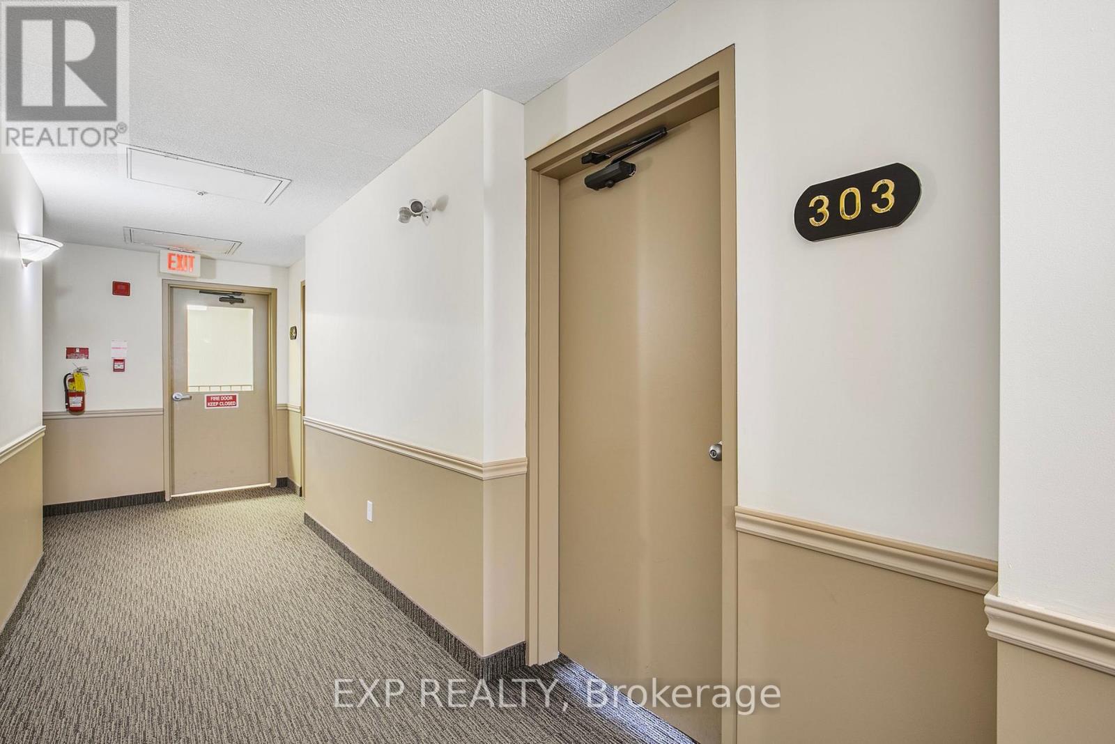 303 - 107 Bond Street, Orillia, Ontario  L3V 1J7 - Photo 3 - S12453733