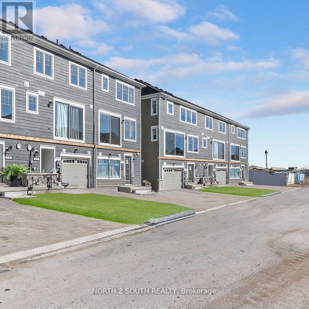 11 Lana Circle, Wasaga Beach, Ontario  L9Z 0L2 - Photo 18 - S12453828