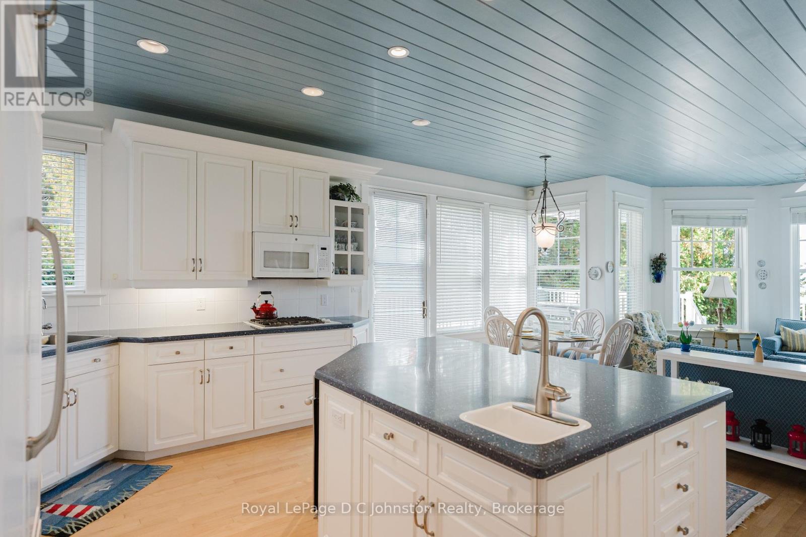139 Knowles Lane, Saugeen Shores, Ontario  N0H 2L0 - Photo 35 - X12453874