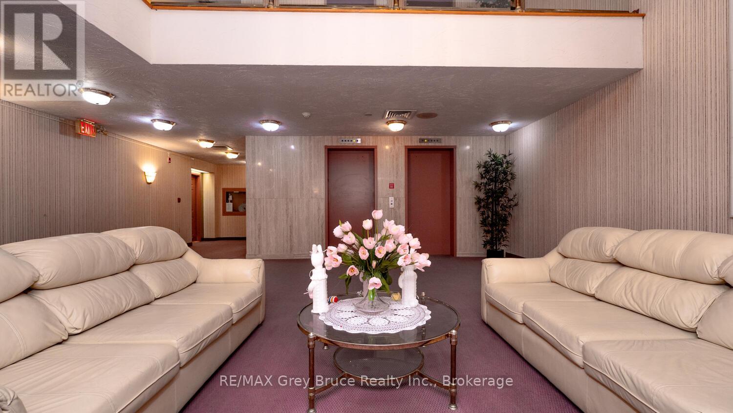 2555 3rd Ave Avenue, Owen Sound, Ontario  N4K 6T8 - Photo 45 - X12453912