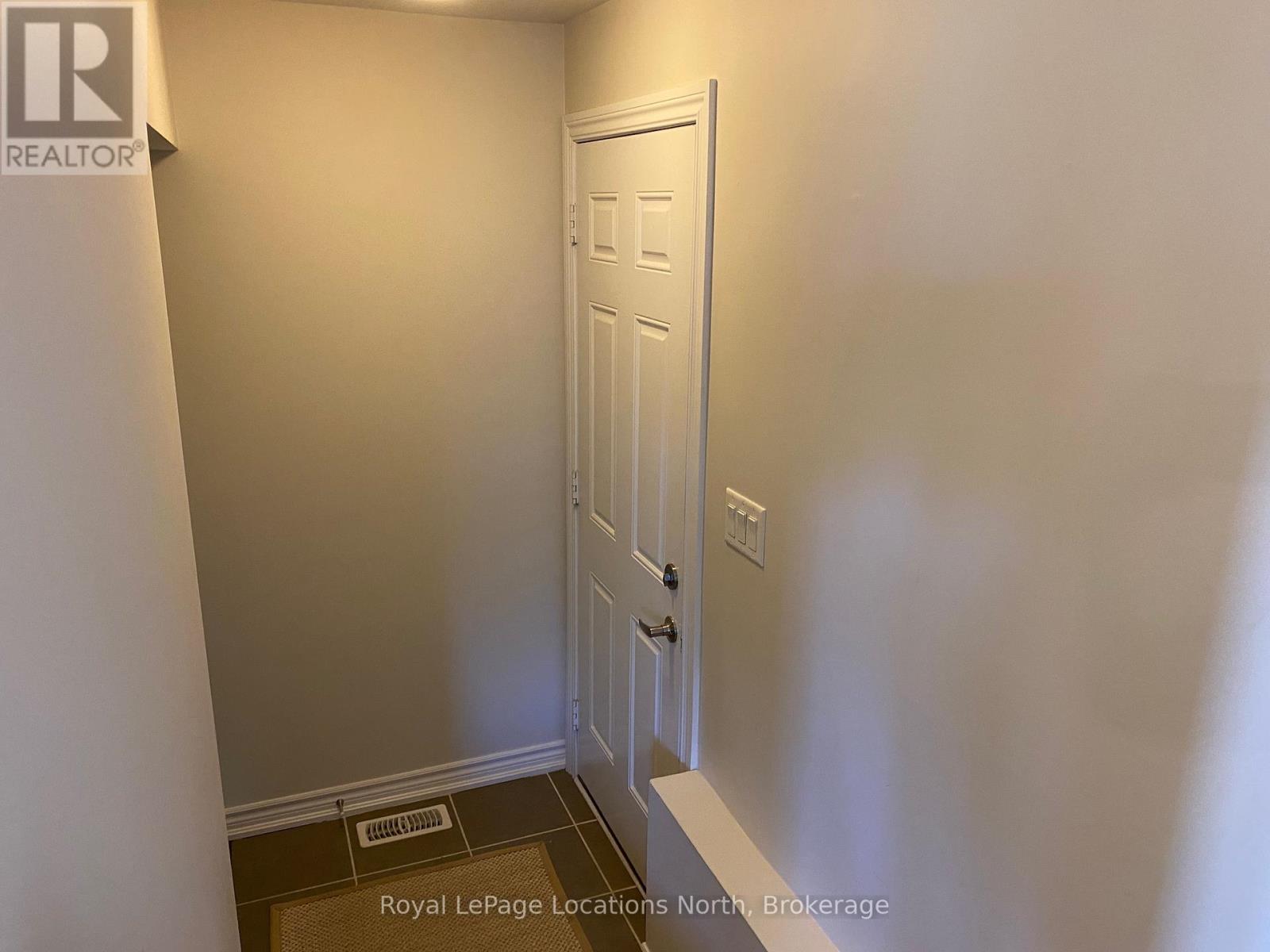119 Crestview Court, Blue Mountains, Ontario  L9Y 0Z4 - Photo 16 - X12453931