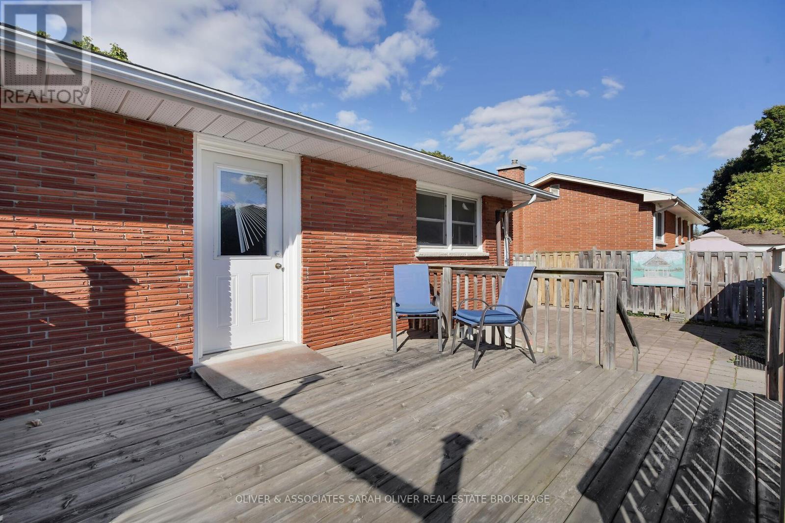 1941 Royal Crescent, London East (East I), Ontario  N5V 1N6 - Photo 34 - X12453858
