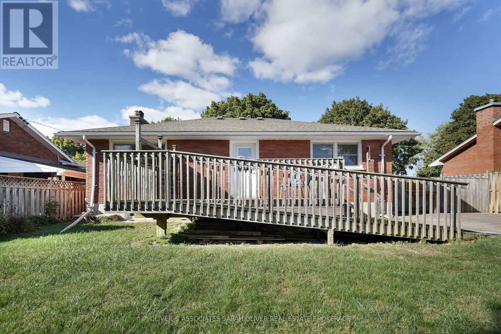 1941 Royal Crescent, London East (East I), Ontario  N5V 1N6 - Photo 40 - X12453858