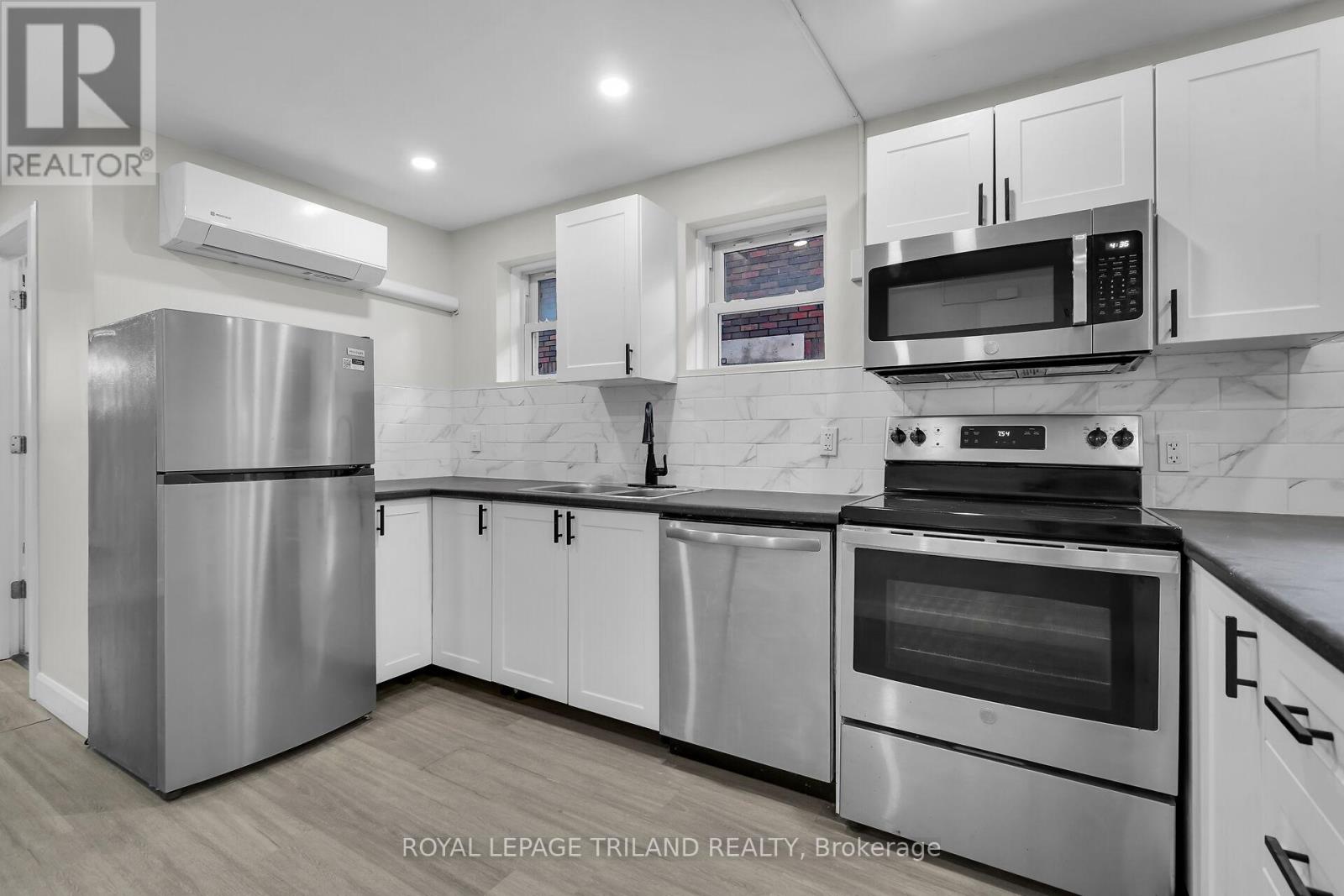 2 - 425 Mckenzie Avenue, London South, Ontario  N6C 1V5 - Photo 3 - X12453902