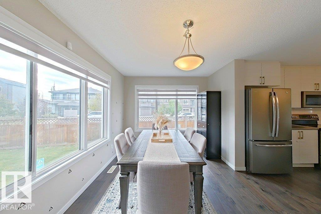 4303 Prowse Link Sw, Edmonton, Alberta  T6W 3A7 - Photo 4 - E4461432