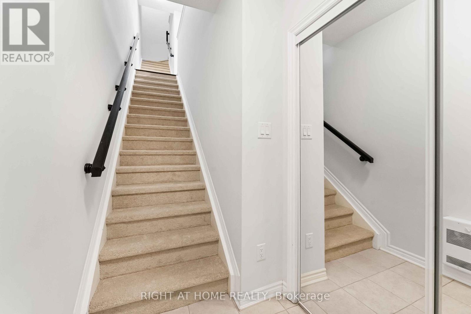 721 Rouncey Road, Ottawa, Ontario  K2V 0S5 - Photo 7 - X12453935
