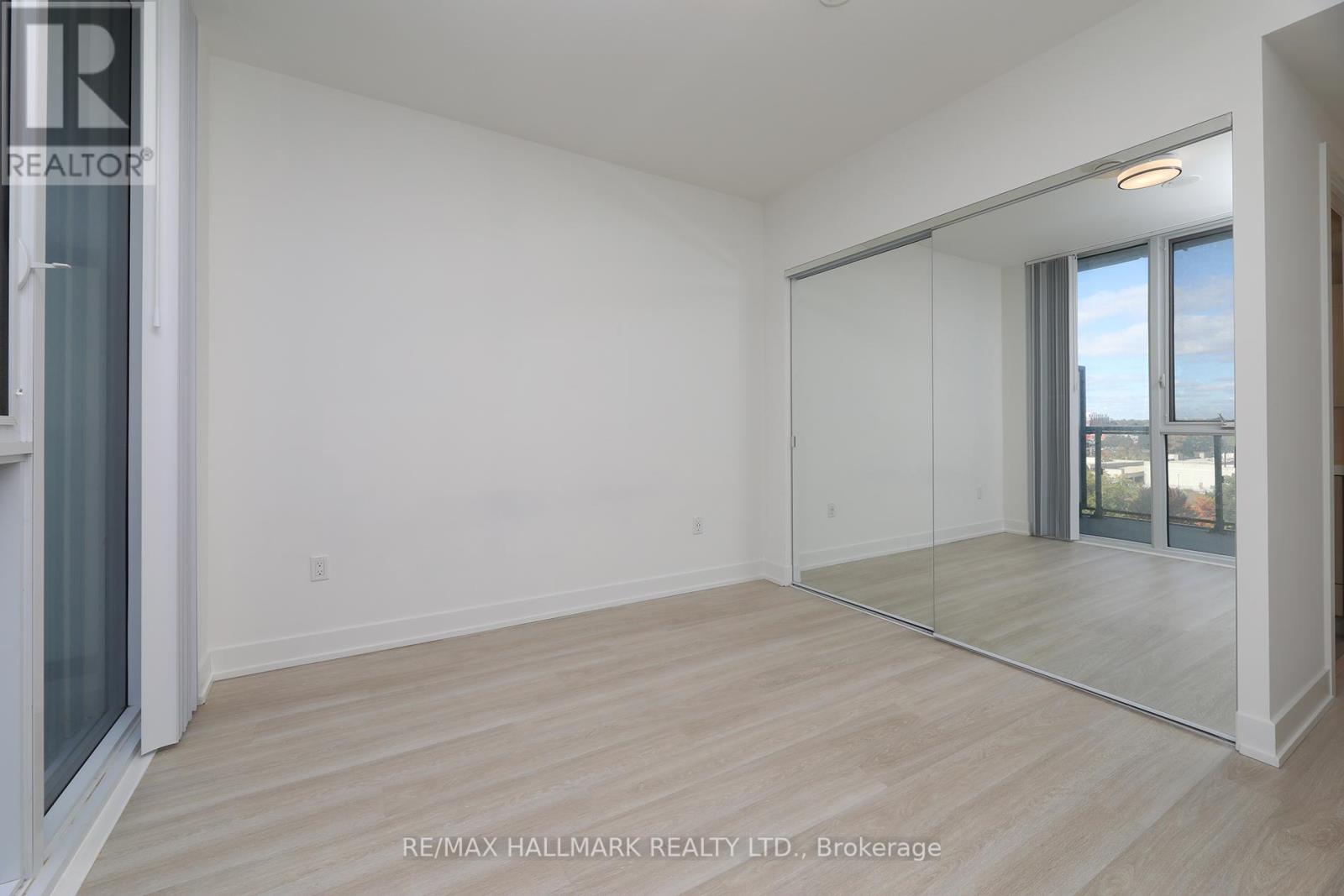 1037 - 20 Inn On The Park Drive, Toronto, Ontario  M3C 0P8 - Photo 21 - C12453422
