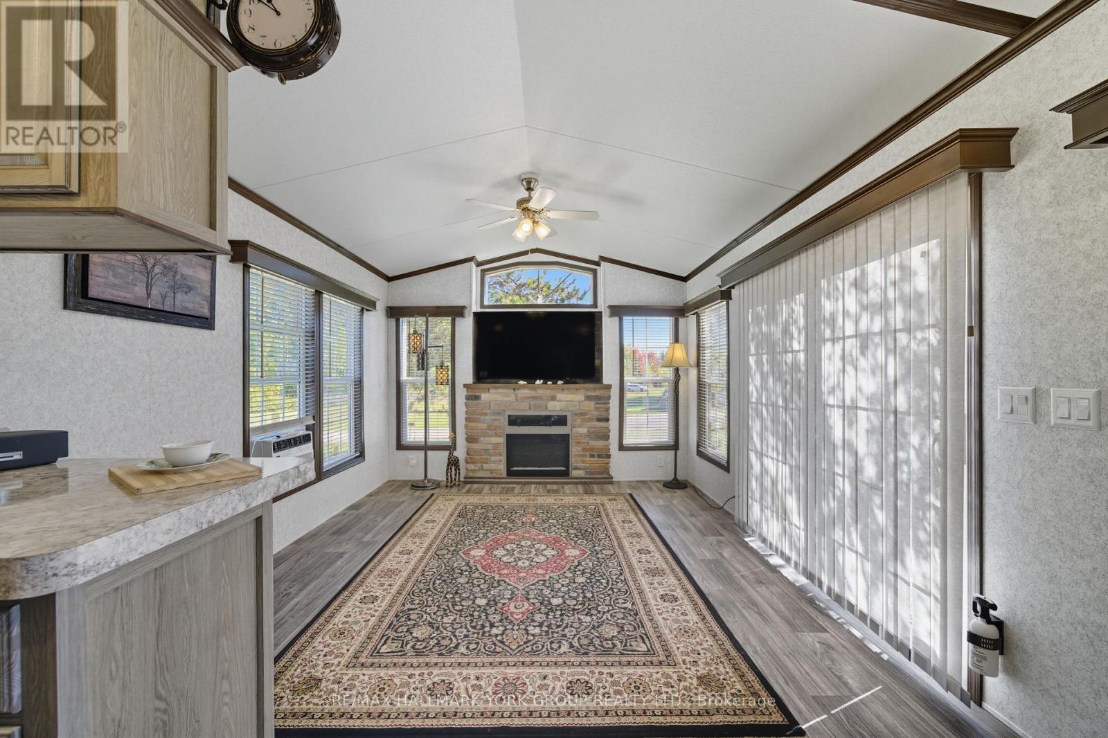 Lot #154 - 21469 On-48, East Gwillimbury, Ontario  L0G 1M0 - Photo 10 - N12429614