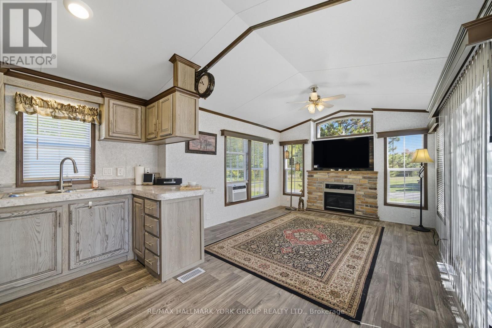 Lot #154 - 21469 On-48, East Gwillimbury, Ontario  L0G 1M0 - Photo 14 - N12429614