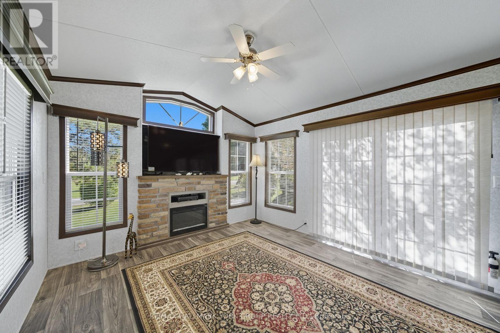 Lot #154 - 21469 On-48, East Gwillimbury, Ontario  L0G 1M0 - Photo 8 - N12429614