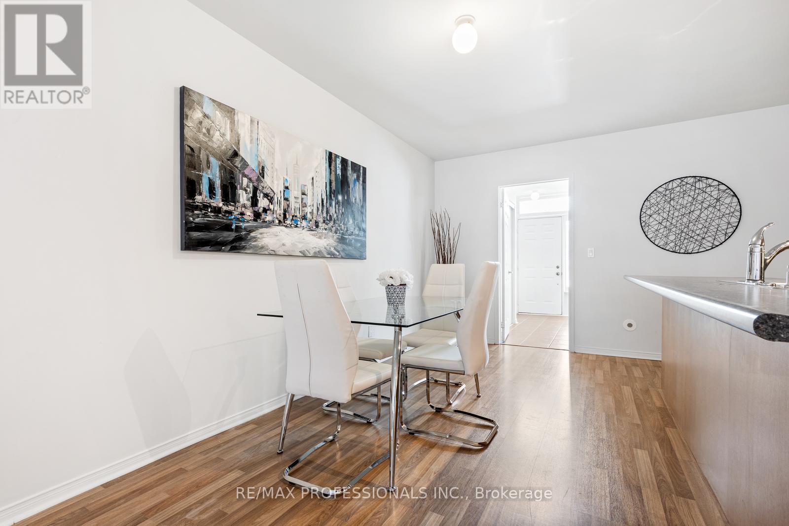 104 - 3400 Lake Shore Boulevard W, Toronto, Ontario  M8W 4Z9 - Photo 8 - W12424750