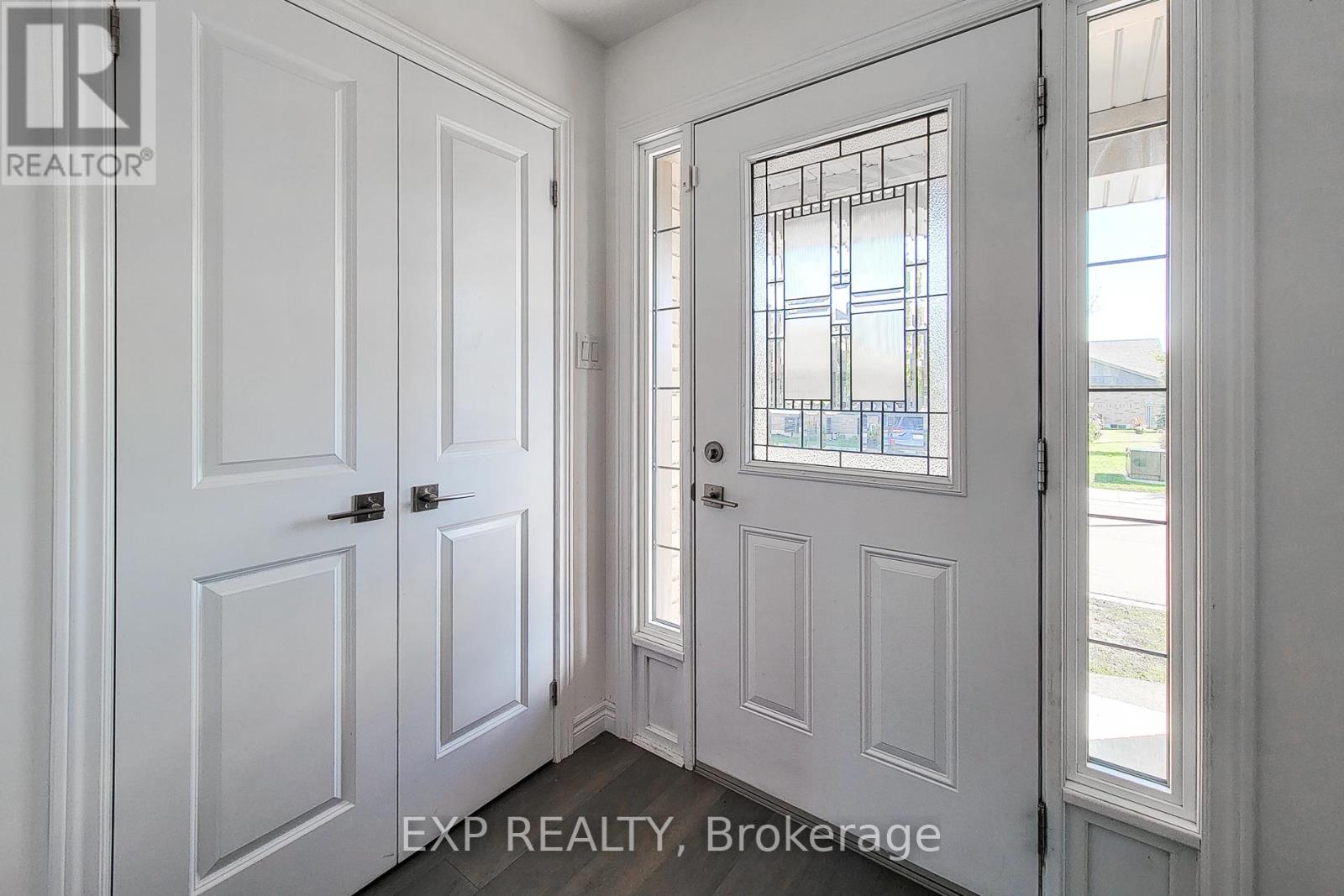 7 - 29 Schuyler Street, Brant, Ontario  N3L 0J2 - Photo 11 - X12449289