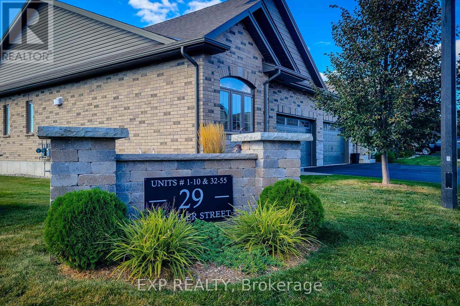 7 - 29 Schuyler Street, Brant, Ontario  N3L 0J2 - Photo 2 - X12449289