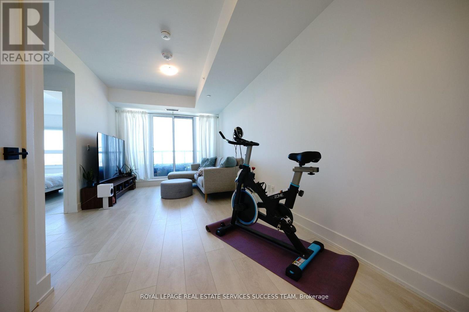 1301 - 2481 Taunton Road, Oakville, Ontario  L6H 3R7 - Photo 11 - W12453644