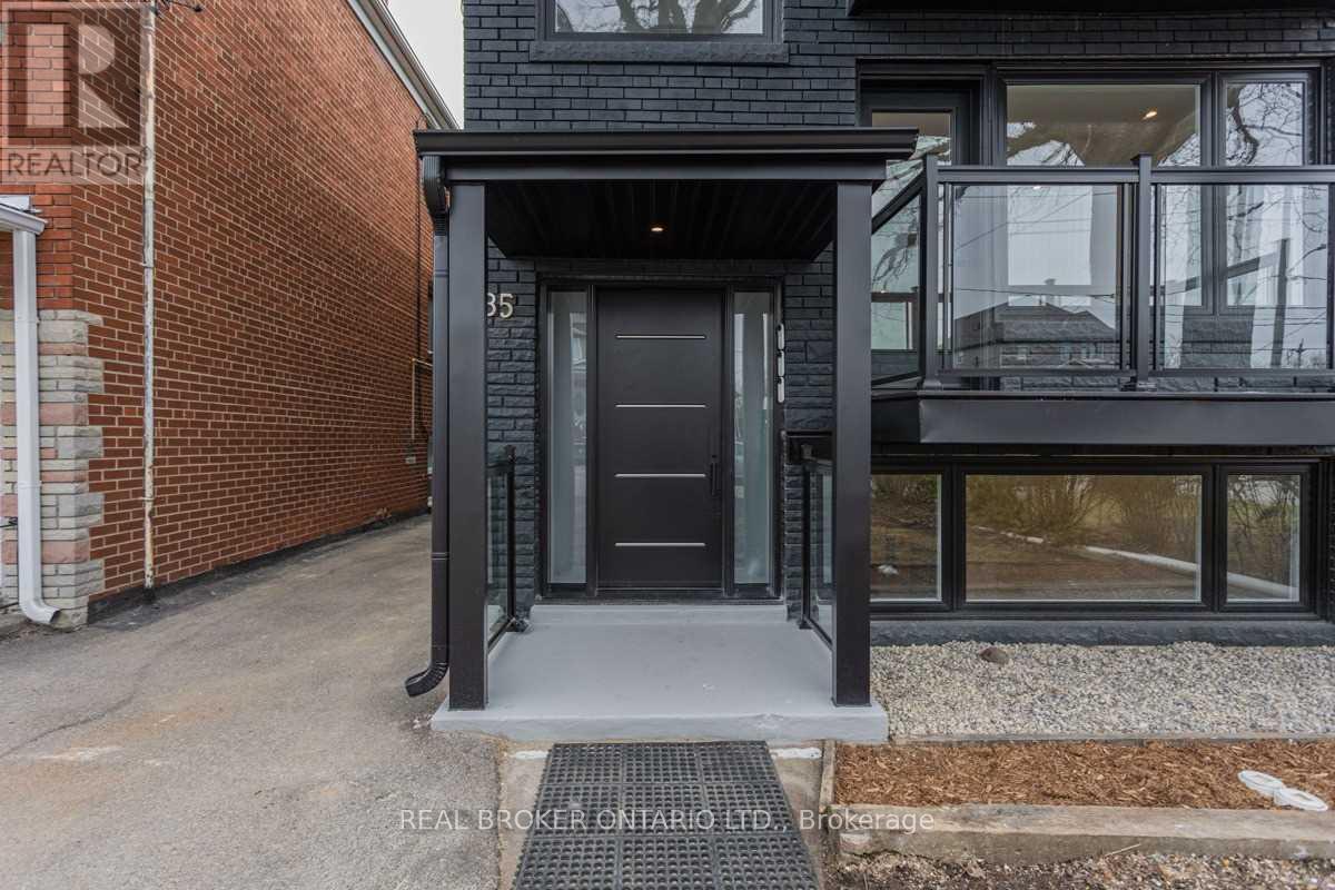 #2 - 185 Bowie Avenue, Toronto, Ontario  M6E 2R5 - Photo 11 - W12453656